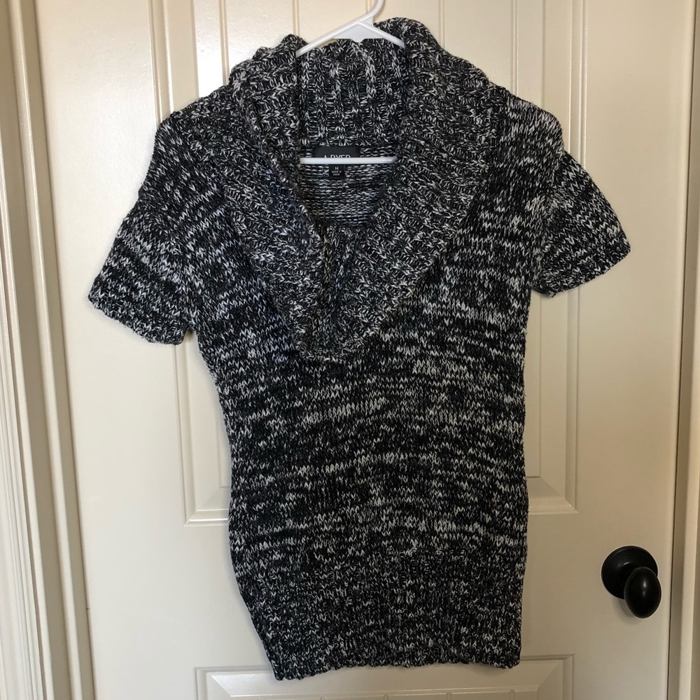 Womens A. Byer Cowl neck short sleeve sweater